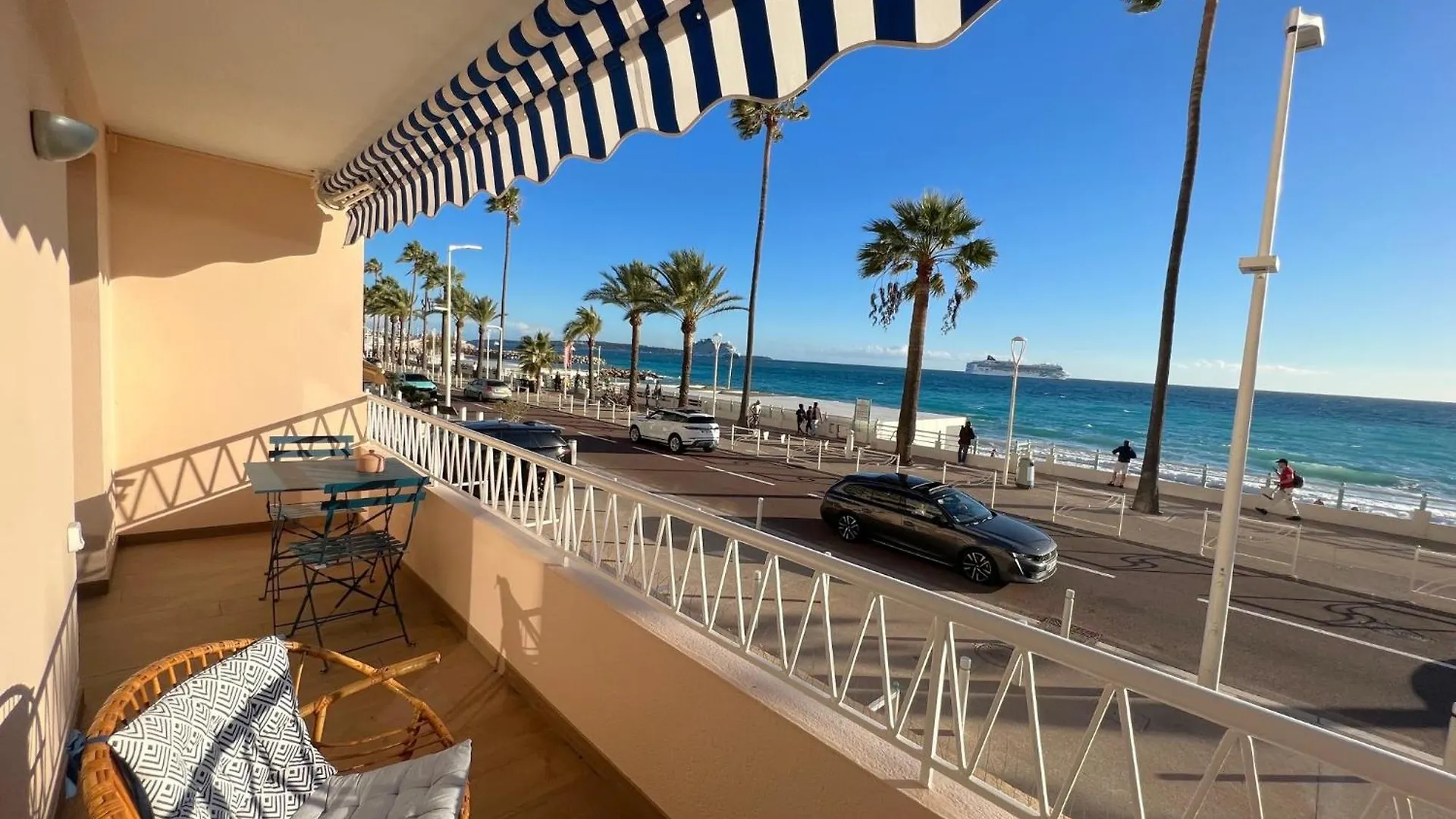 Apartment Marjolaine Luxury Sea View, By Welcome To Cannes